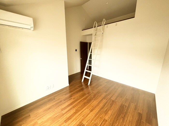 物件内観写真9　(居室)