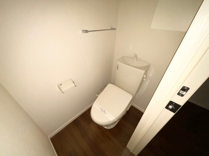 物件内観写真13　(トイレ)