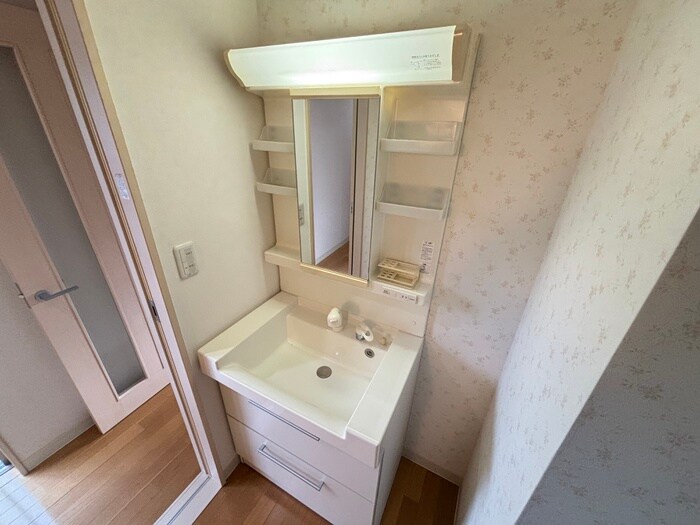 物件内観写真13　(洗面)