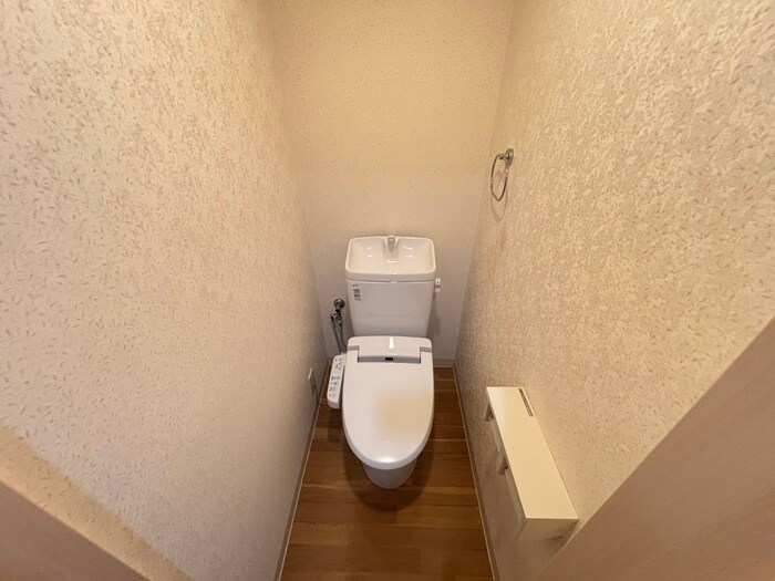 物件内観写真15　(トイレ)