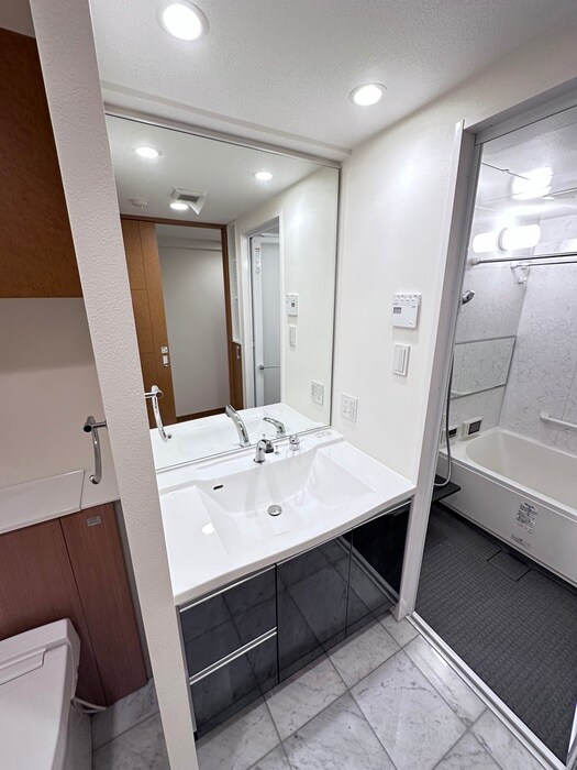 リーガル京都烏丸東（304）の洗面