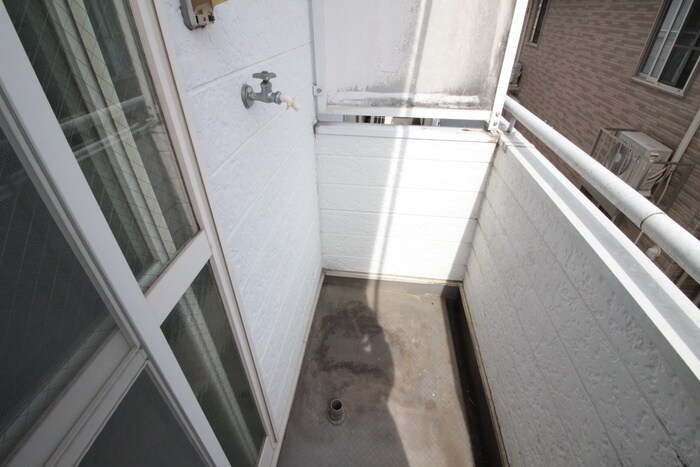 物件内観写真17　(洗濯機置場)