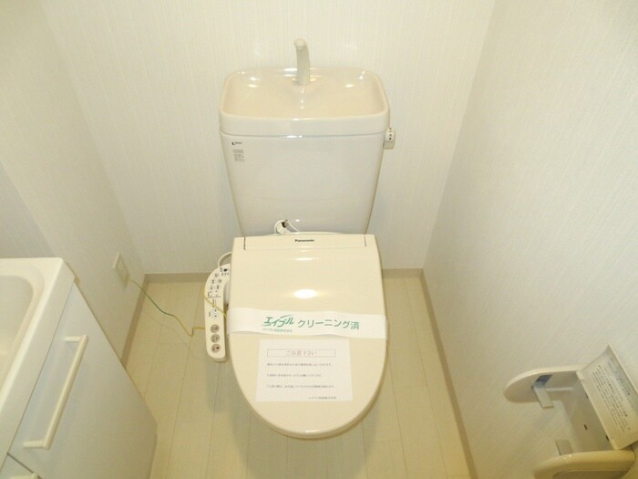 物件内観写真11　(トイレ)