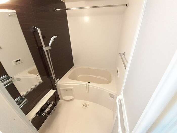物件内観写真11　(バス／シャワールーム等)