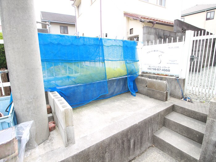 物件外観写真4　(建物設備)