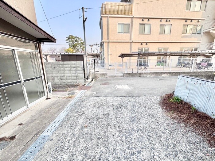 物件外観写真4　(周辺環境)