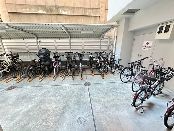 駐輪場