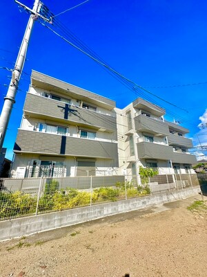 Shine soleil（ｼｬｲﾝｿﾚｲﾕ）外観写真
