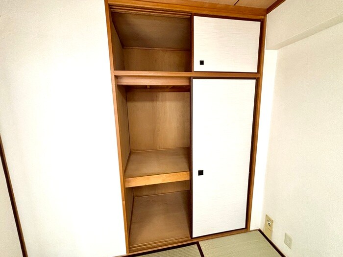 物件内観写真10　(収納)