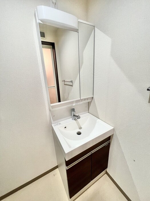 物件内観写真9　(洗面)