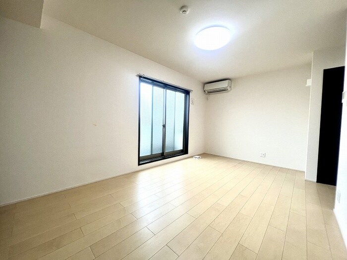 物件内観写真19　(居室)