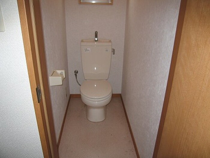 物件内観写真9　(トイレ)
