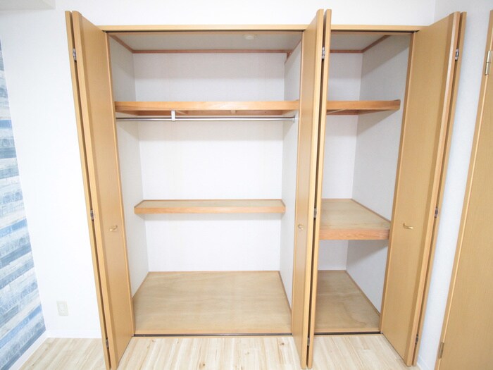 物件内観写真15　(収納)