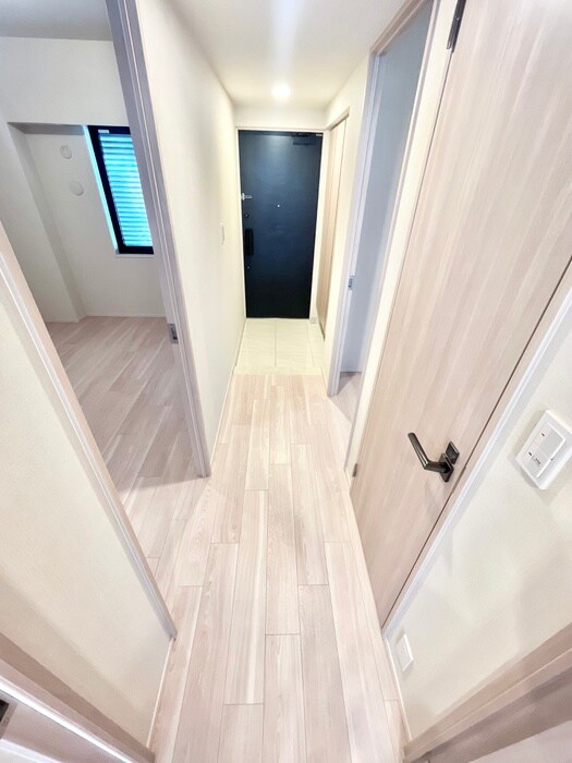 物件内観写真18　(廊下)