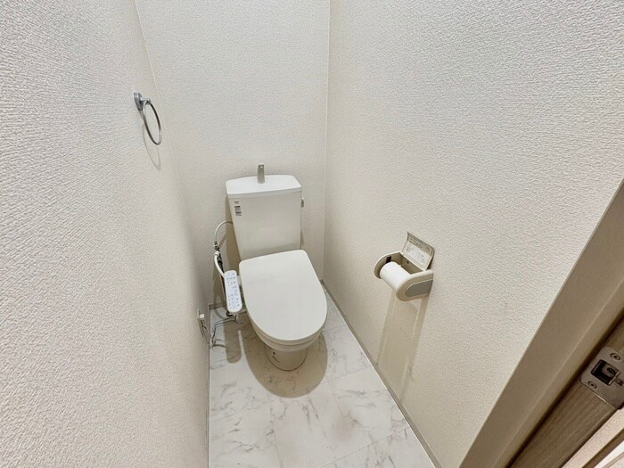 物件内観写真11　(トイレ)