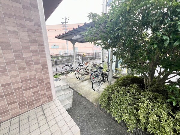 駐輪場