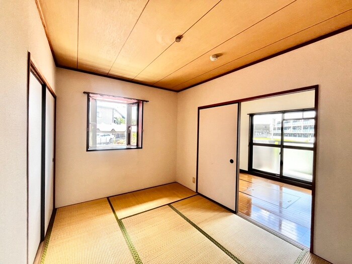 物件内観写真10　(居室)