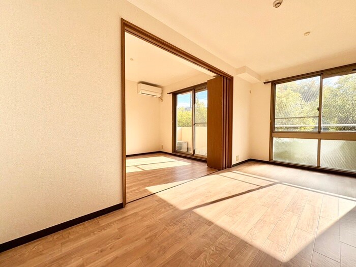 物件内観写真8　(居室)