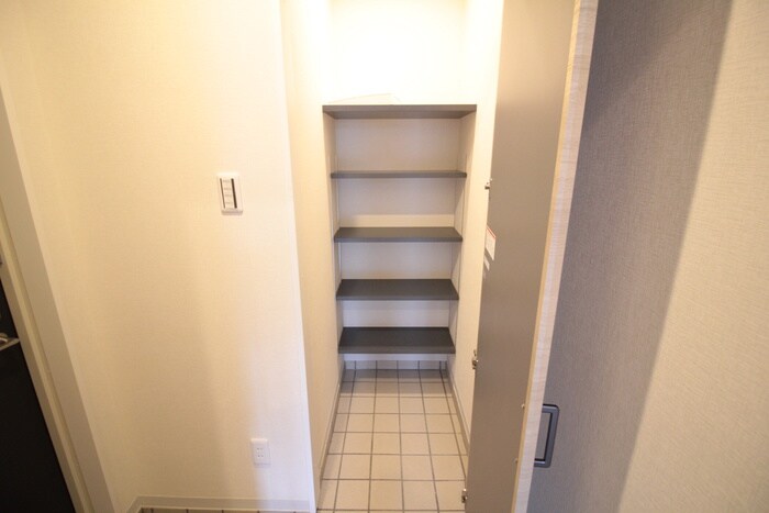 物件内観写真16　(靴箱)