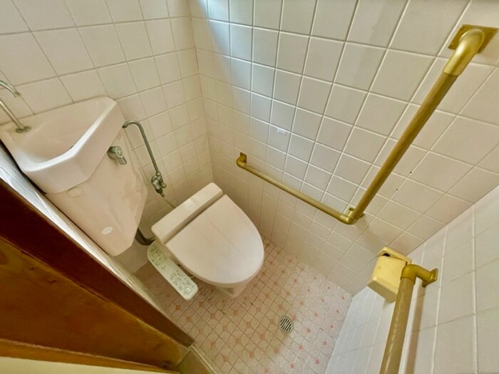 物件内観写真10　(トイレ)