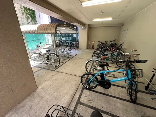 駐輪場