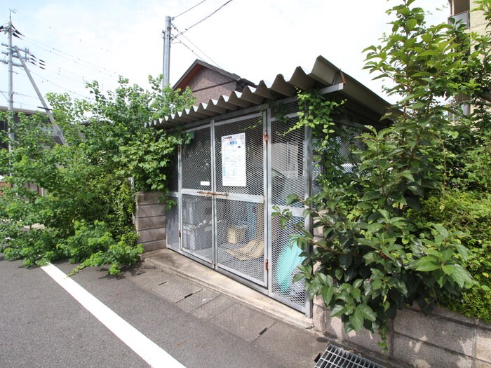 物件外観写真4　(建物設備)