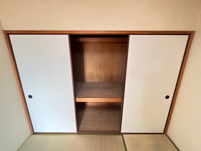 物件内観写真13　(収納)