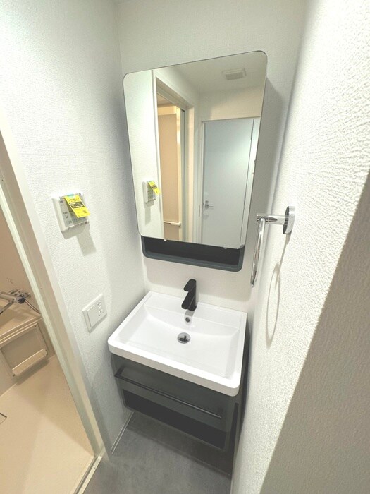 物件内観写真8　(洗面)