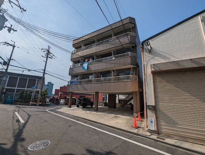 物件外観写真6　(外観写真)