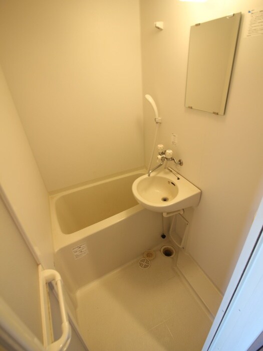 物件内観写真7　(バス／シャワールーム等)