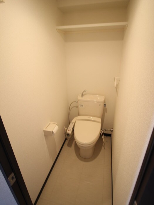 物件内観写真8　(トイレ)