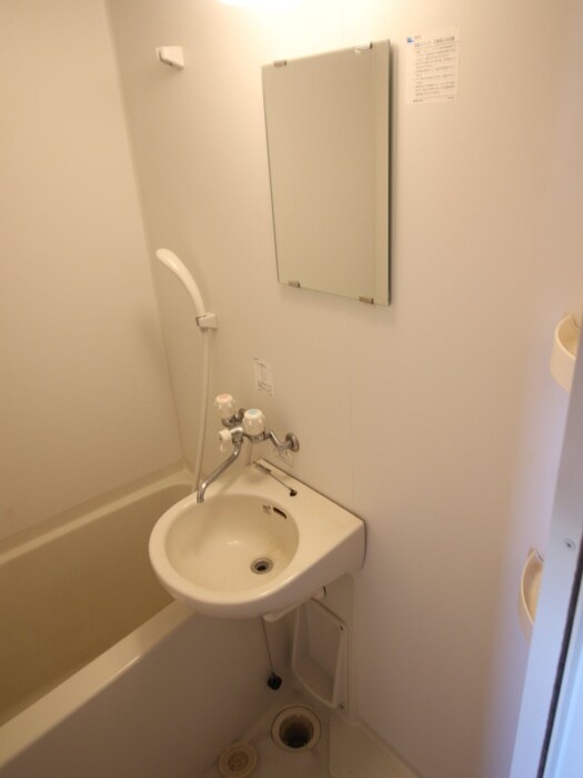 物件内観写真9　(洗面)