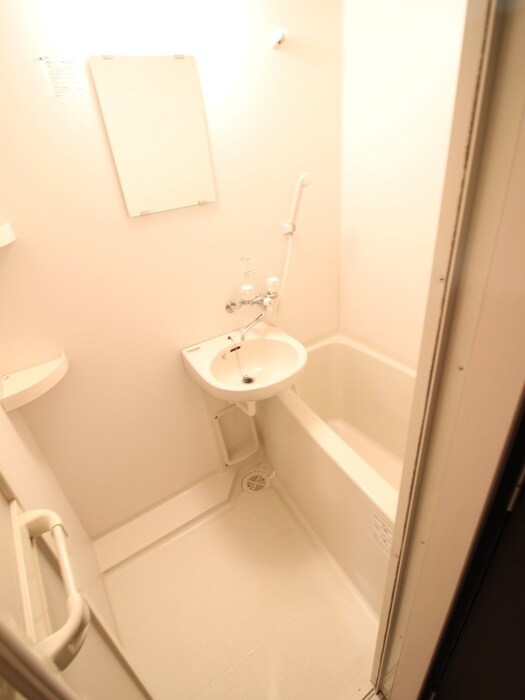 物件内観写真11　(洗面)