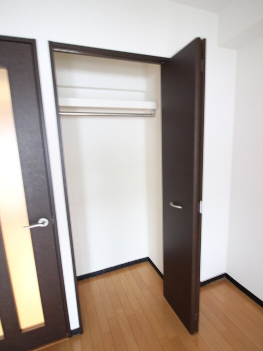 物件内観写真13　(収納)