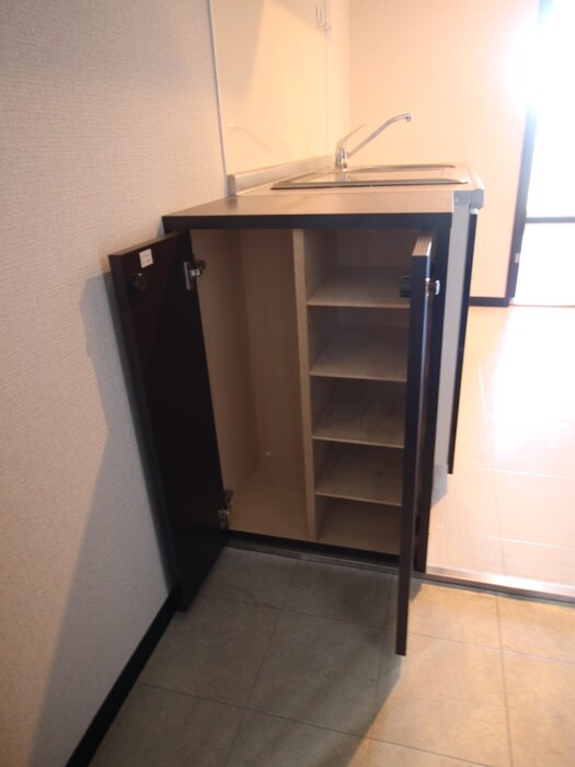 物件内観写真17　(靴箱)