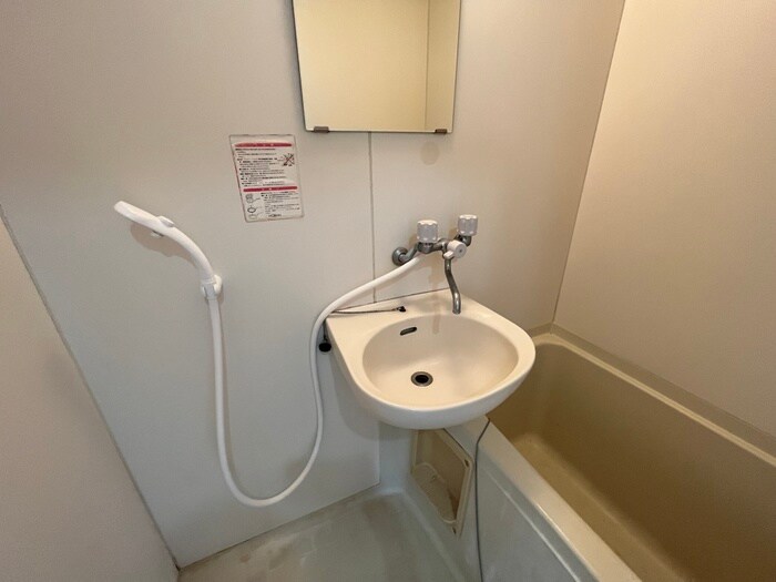 物件内観写真8　(バス／シャワールーム等)