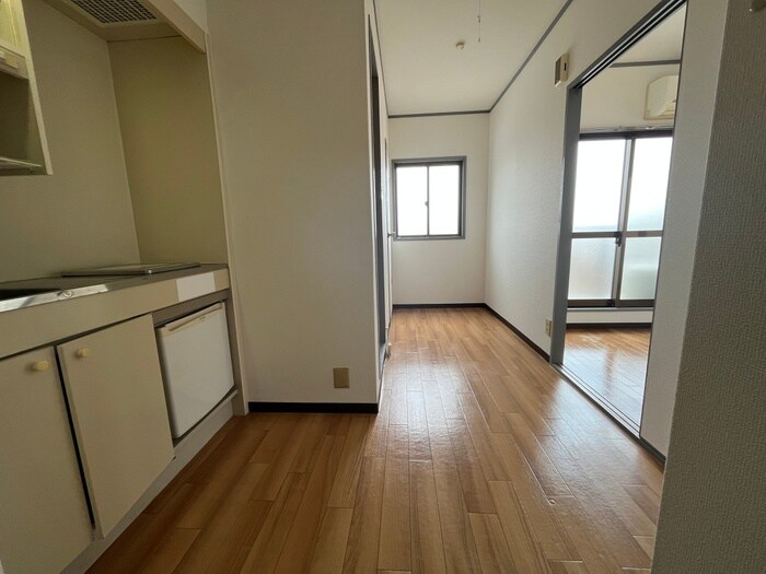 物件内観写真21　(居室)