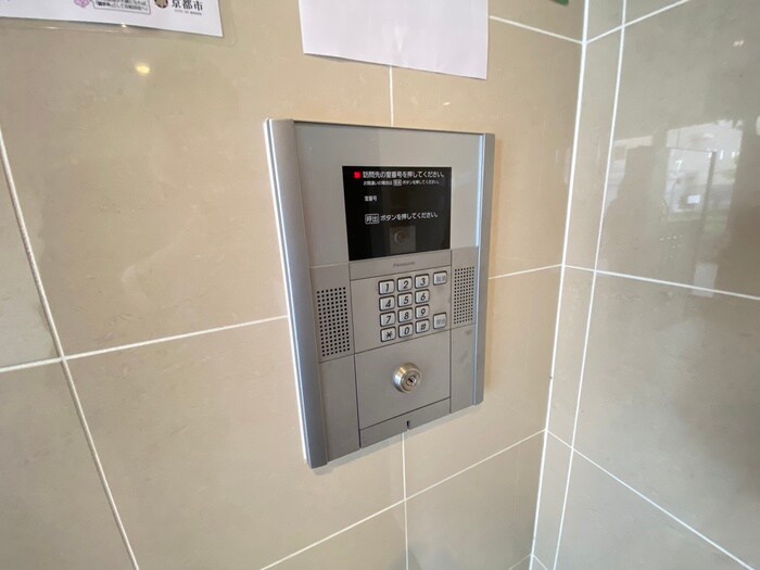 物件外観写真3　(駐車場)