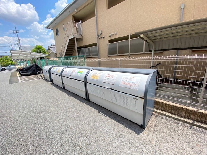 物件外観写真4　(建物設備)