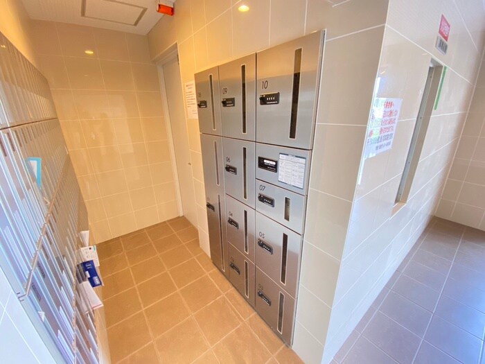 グランレブリー太秦天神川の建物設備