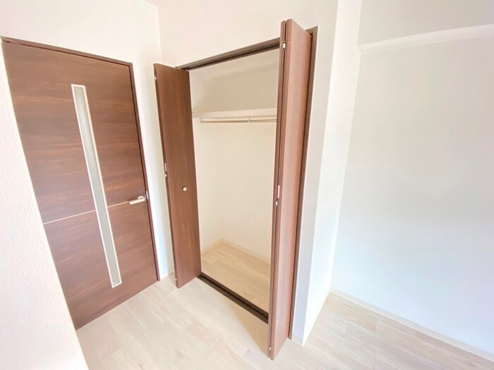 物件内観写真15　(収納)