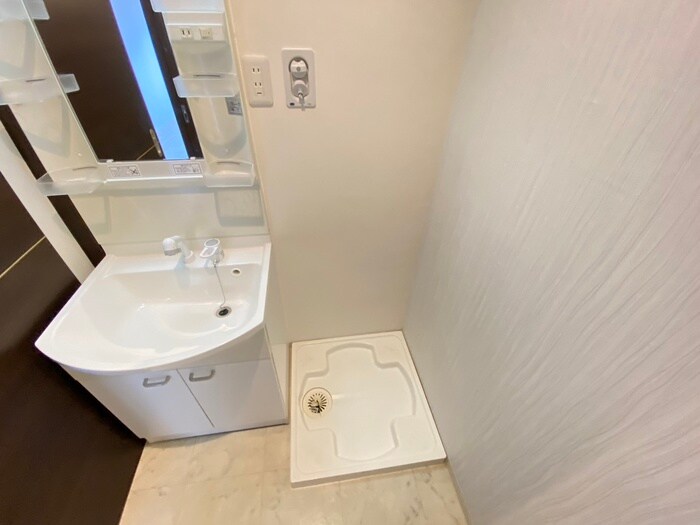 物件内観写真20　(洗濯機置場)