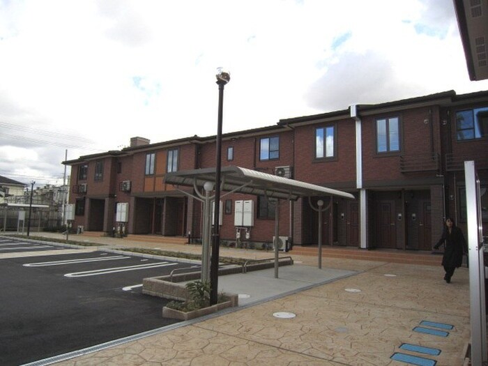 物件外観写真6　(駐輪場)