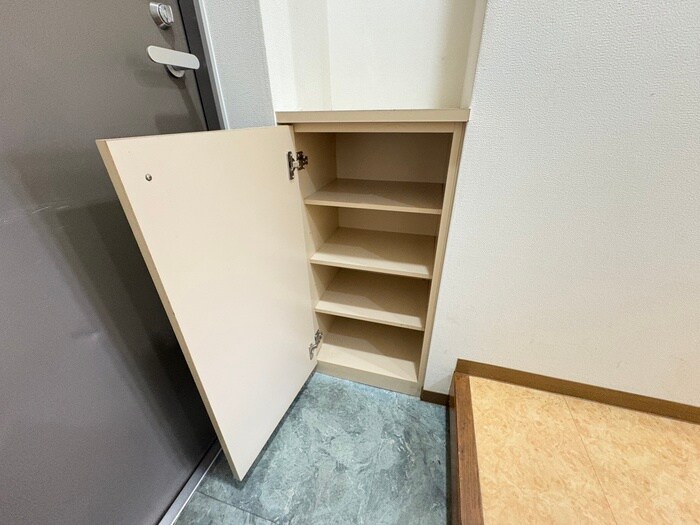 物件内観写真19　(靴箱)