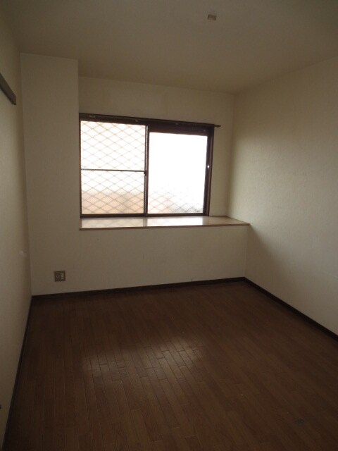 物件内観写真11　(居室)