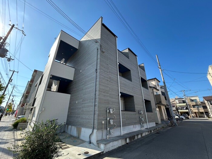 物件外観写真1　(外観写真)