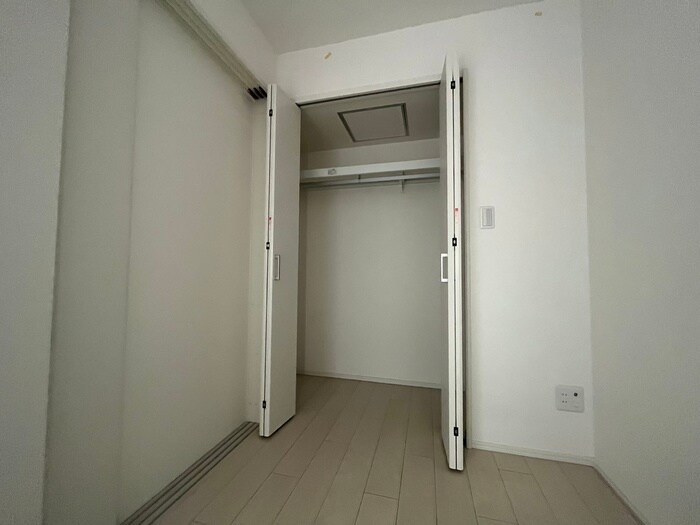 物件内観写真13　(収納)