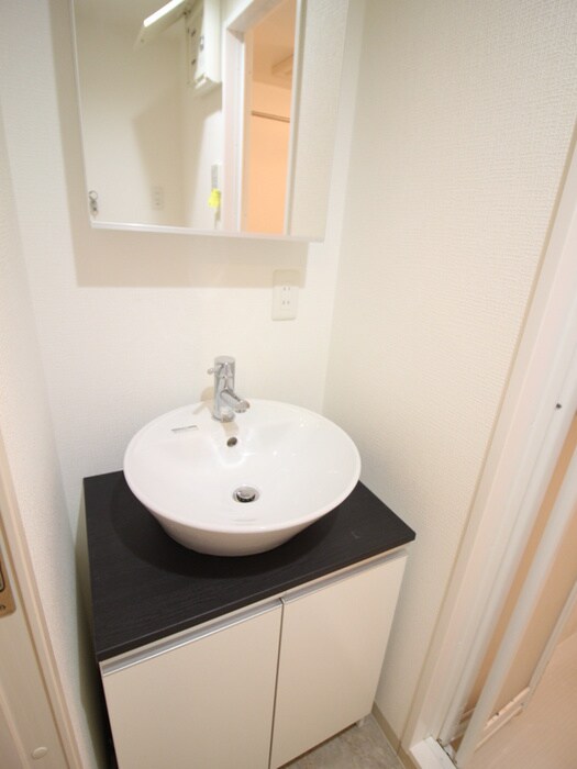 物件内観写真13　(洗面)