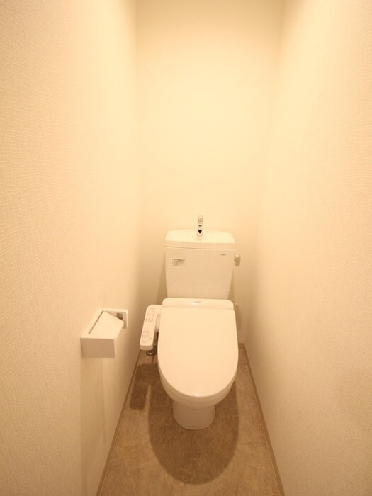 物件内観写真15　(トイレ)