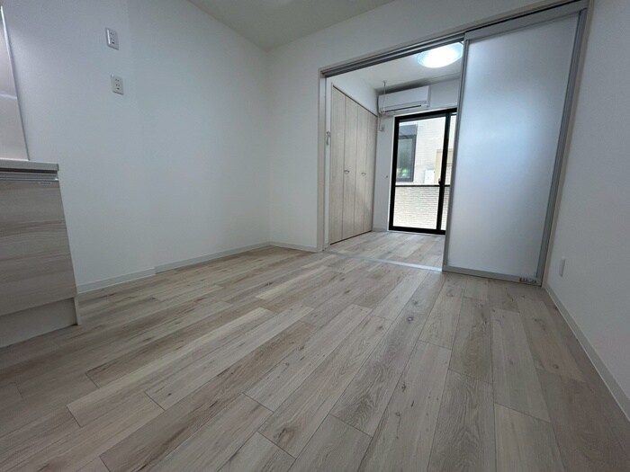 物件内観写真7　(居室)